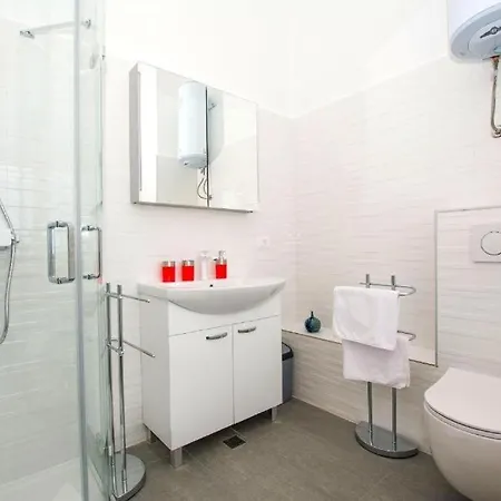 펜션 House With A Swimming Pool Kakma, Biograd - 24899