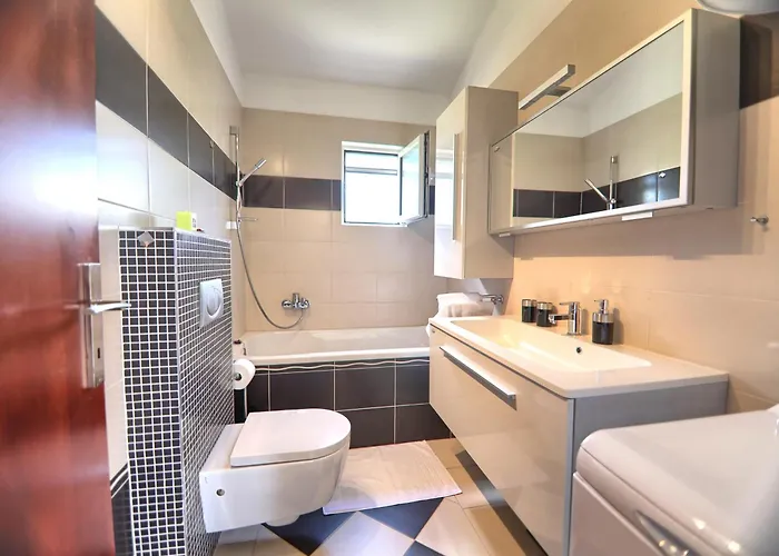 Tatil Evi House With A Swimming Pool Kakma, Biograd - 24899